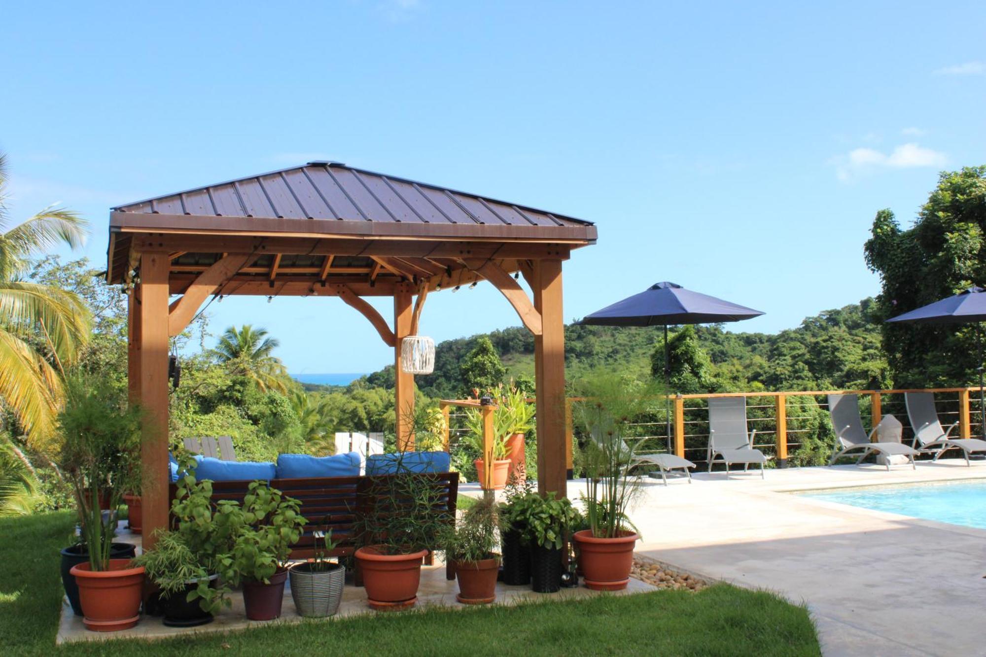 The Serene House Bed & Breakfast Лукильо Екстериор снимка