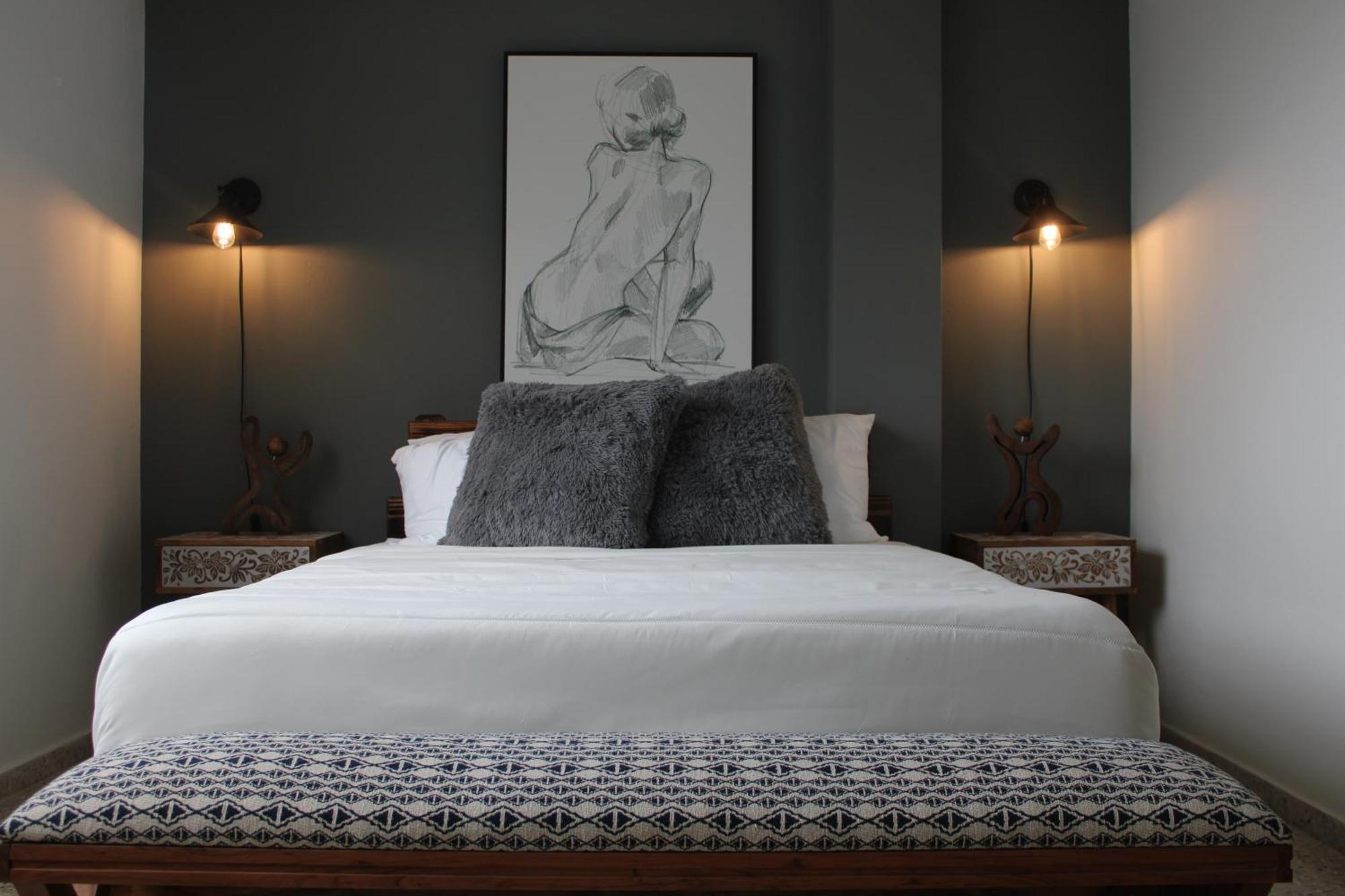 The Serene House Bed & Breakfast Лукильо Екстериор снимка